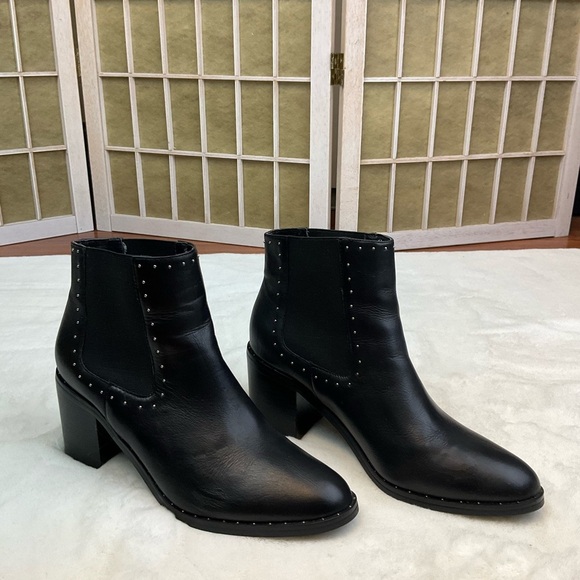 Steve Madden Leather Malorie Chelsea Boot - Picture 2 of 9